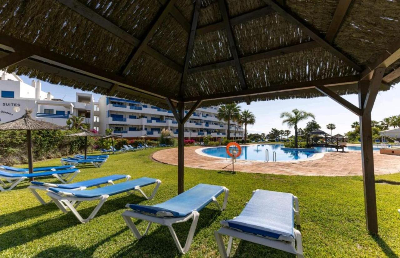 El Hacho Manilva Exterior foto